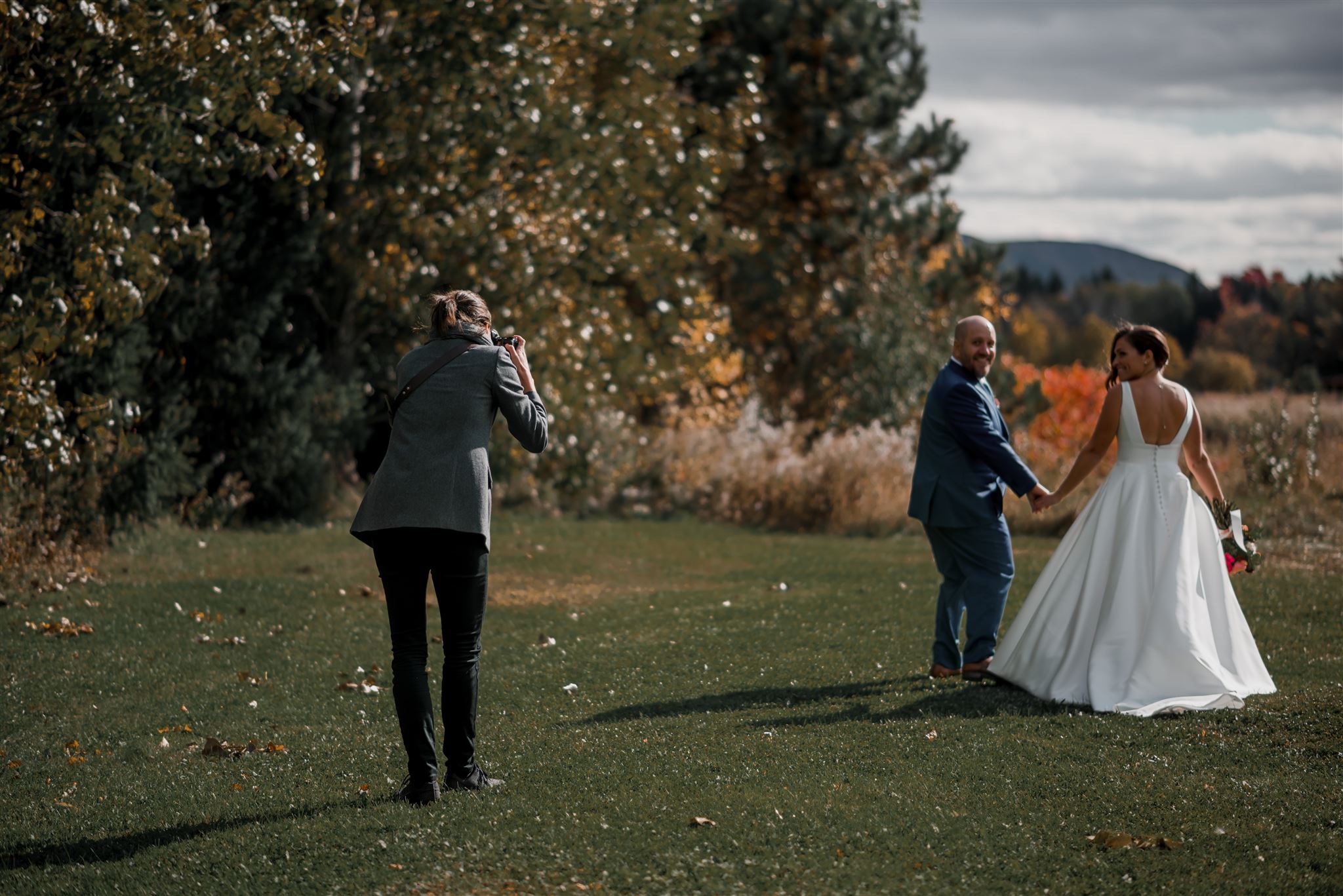 Couple de mariés dans les Laurentides — Deux Myriam Photographes